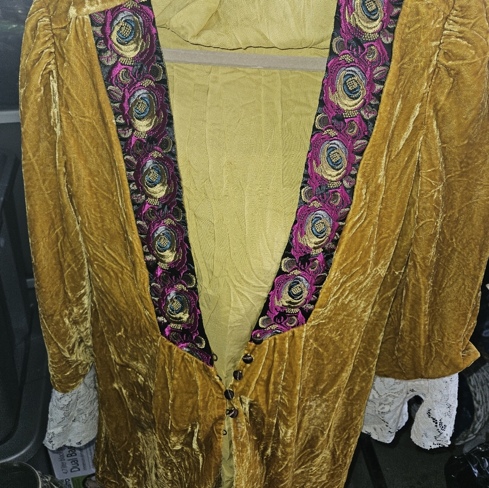 Freepeople lounge or kimono jacket velvet